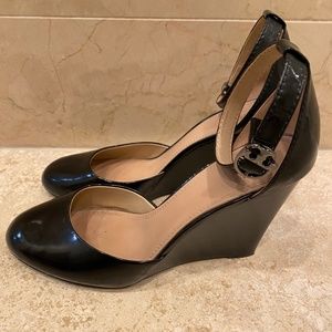 Tory Burch Black Patent Wedges with logo closure